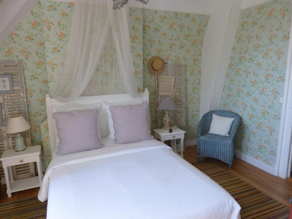 La Liniere Bed & Breakfast La Rivière-Saint-Sauveur Eksteriør bilde